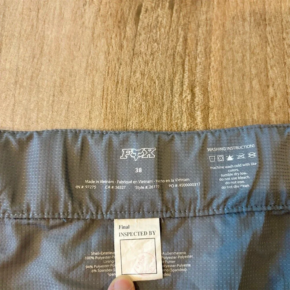 Fox Racing MTB Cargo Trail Shorts Men's Size 38 Gray Mountain Bike Outdoor